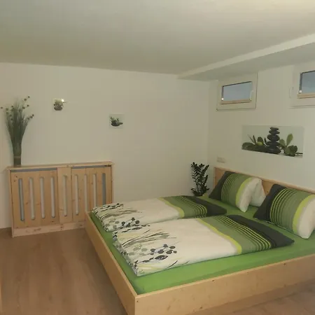 Landhaus Claudia アパート *