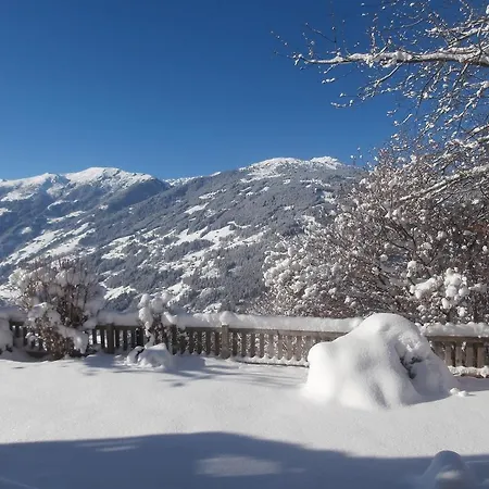 Landhaus Claudia * ツェル・アム・ツィラー